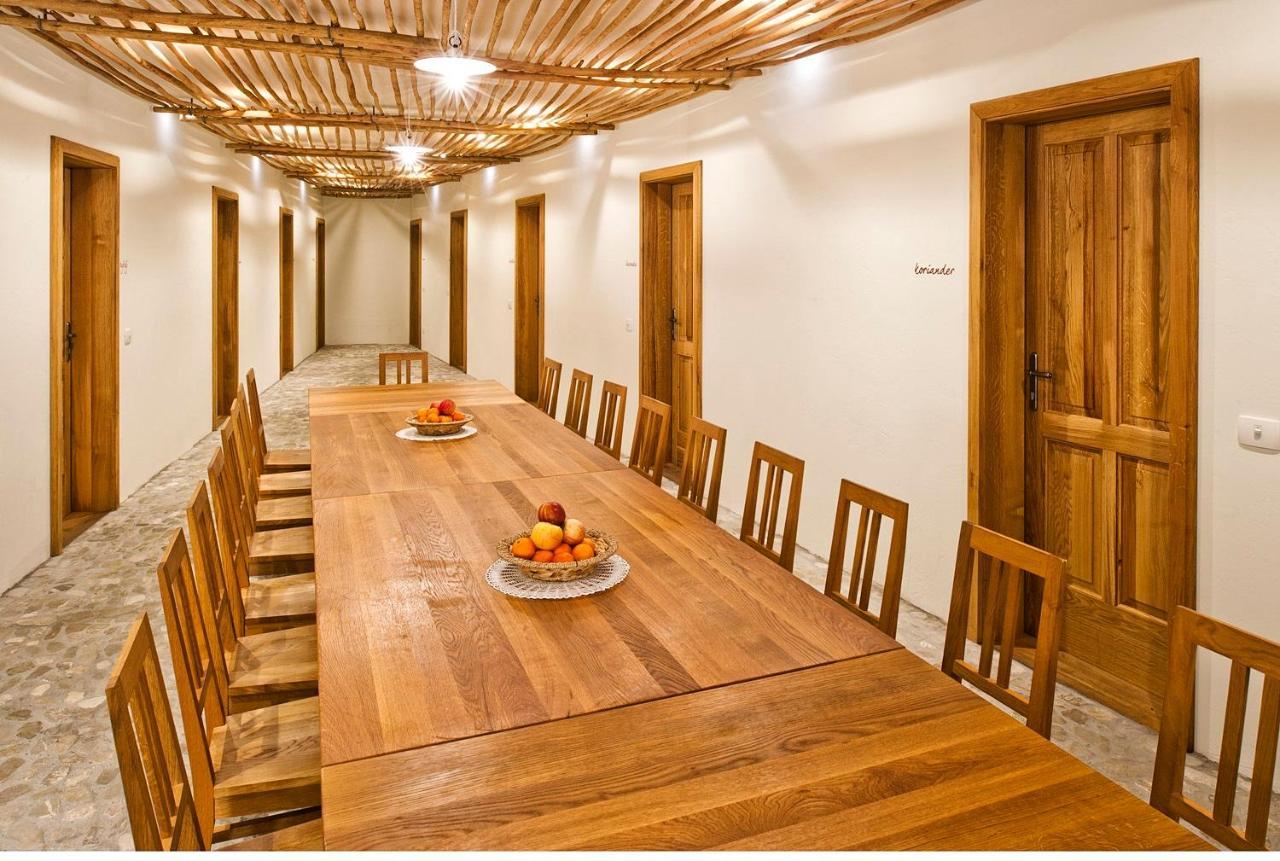Hotel Majerija Vipava Zewnętrze zdjęcie