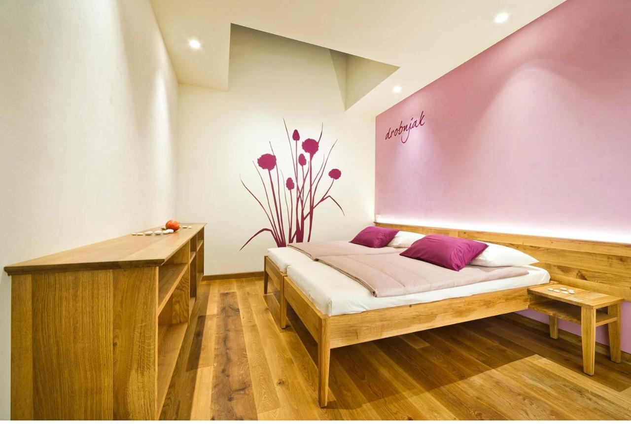 Hotel Majerija Vipava Zewnętrze zdjęcie