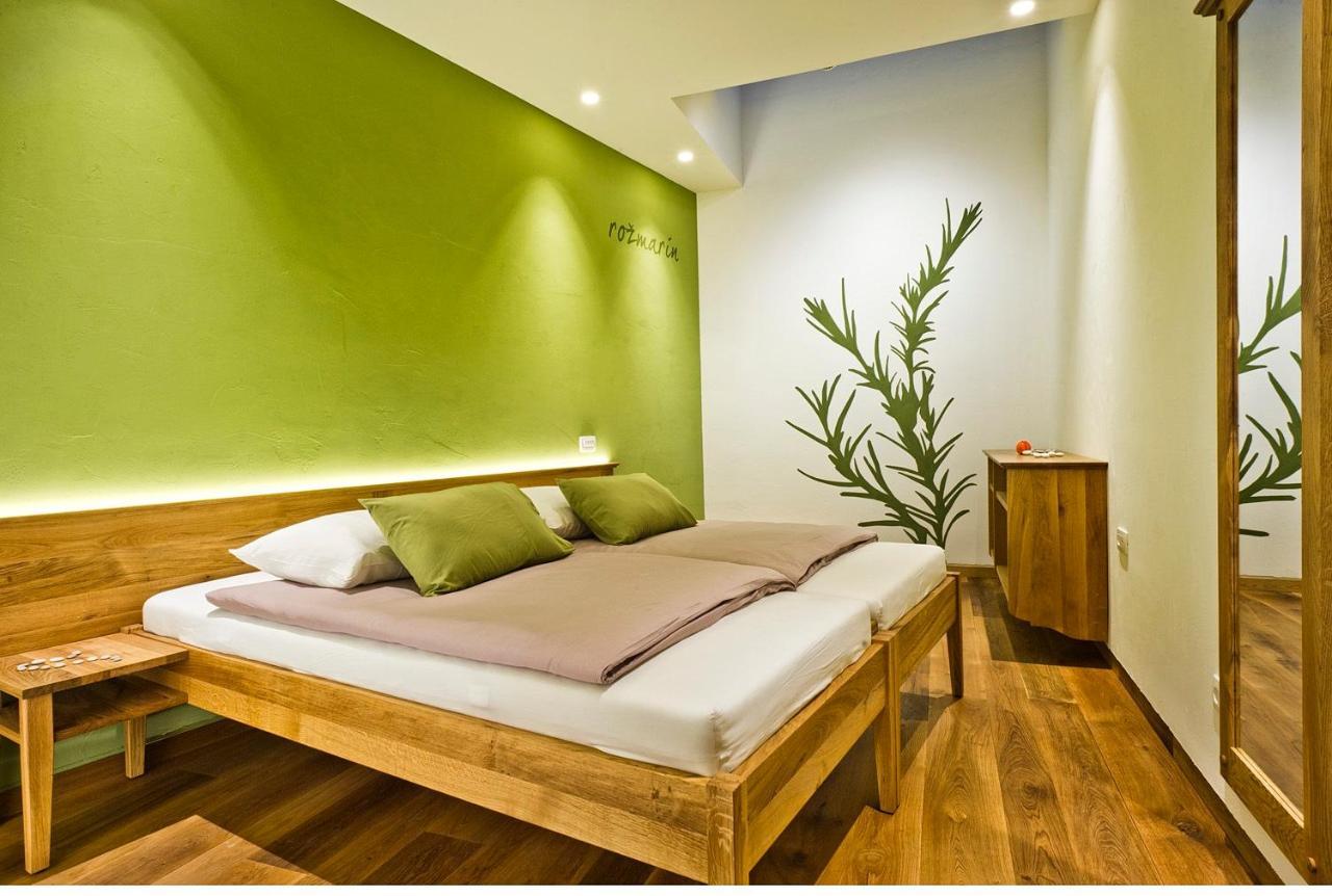 Hotel Majerija Vipava Zewnętrze zdjęcie